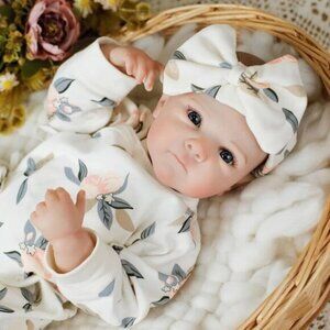 20" Lifelike Reborn Baby Girl Doll – Soft Vinyl Newborn with Accessories